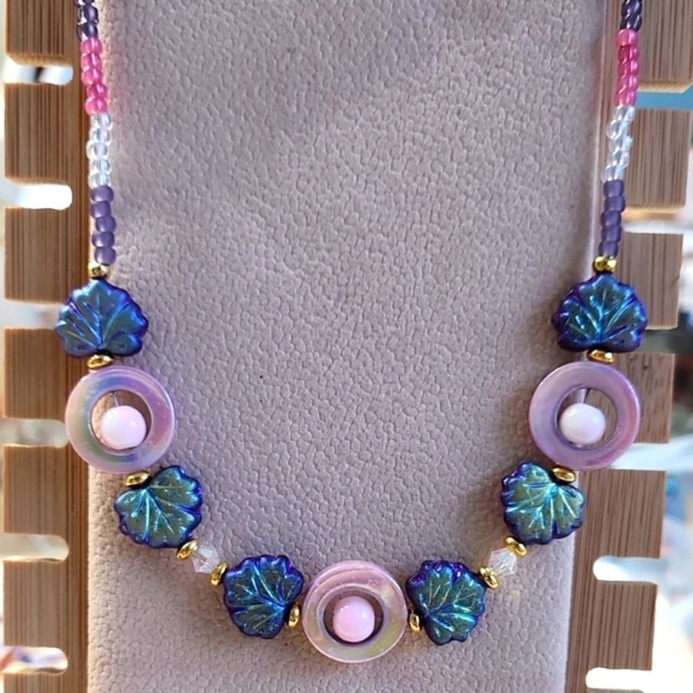 Chic Leaf Necklace with Pink and Blue Tones - Picture 1 of 4
